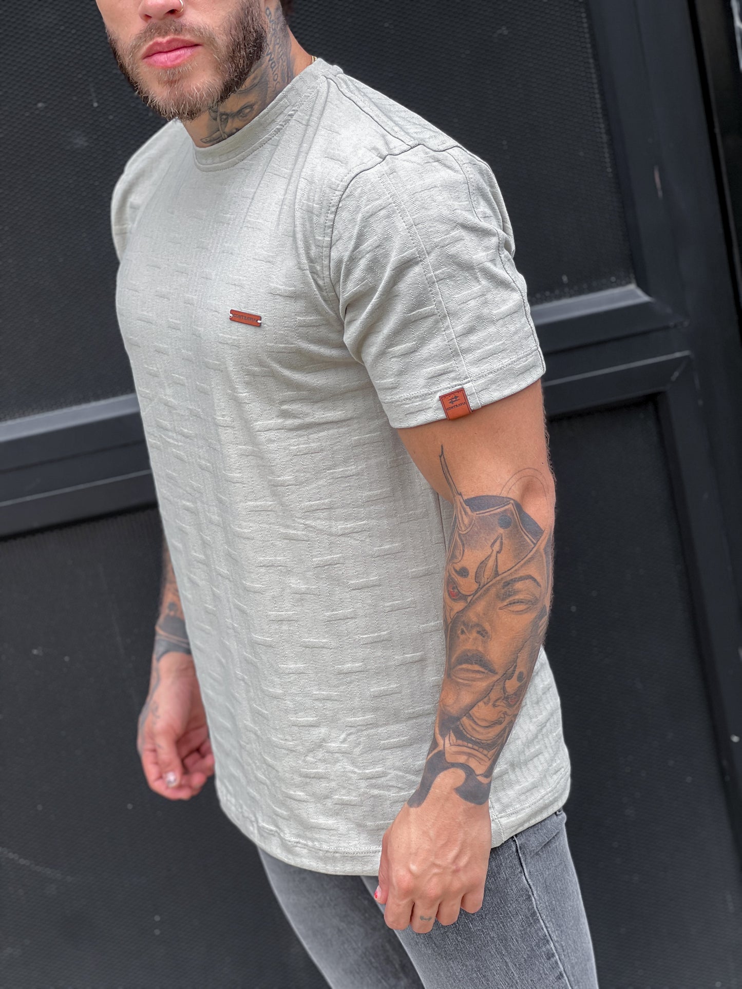REF 103 304 CAMISETA TEXTURIZADA EN JACQUARD REGULAR FIT