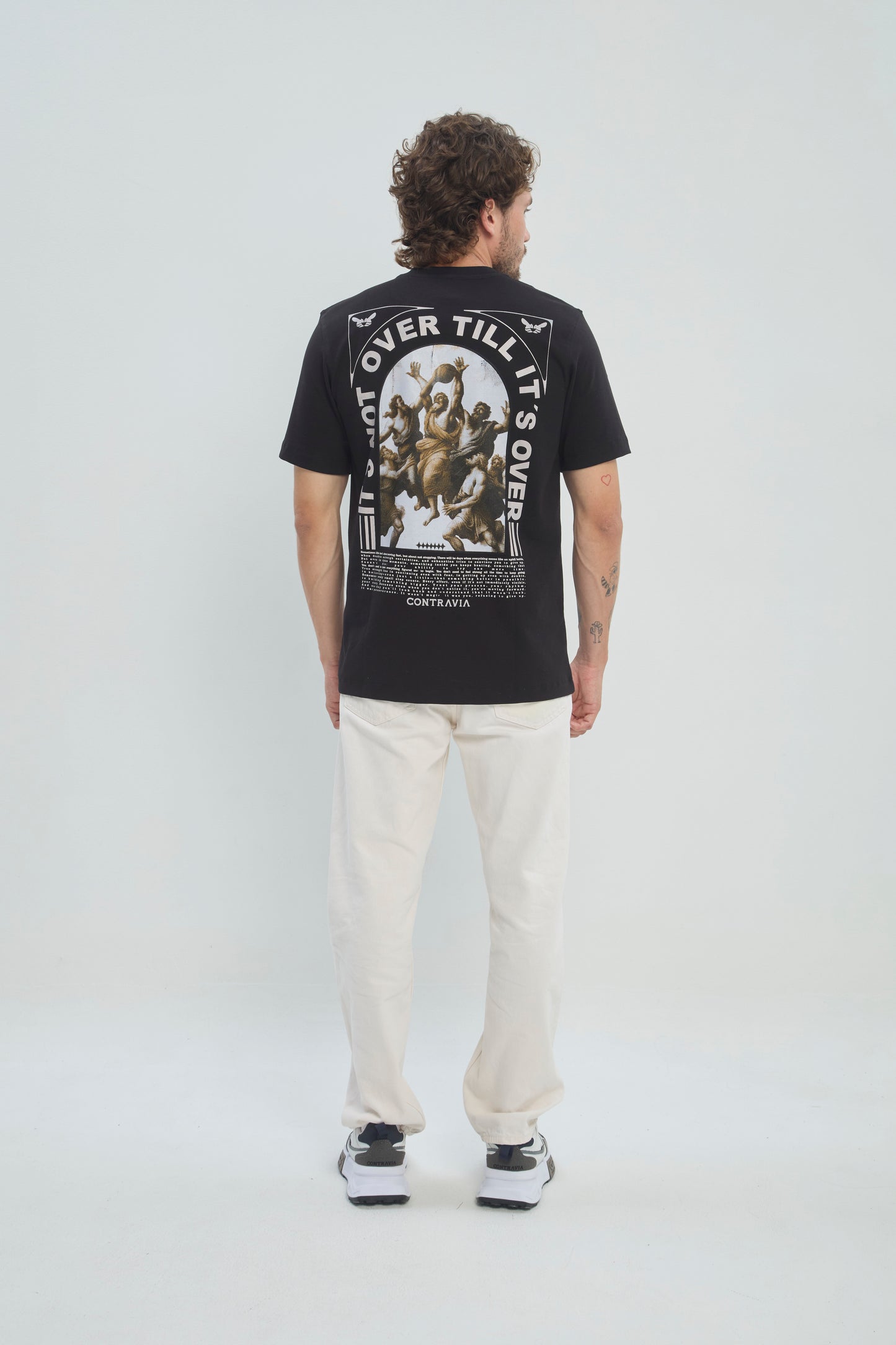 Camiseta Hombre Regular Fit 250G Alto Gramaje con Estampado Santos Basketball Premium