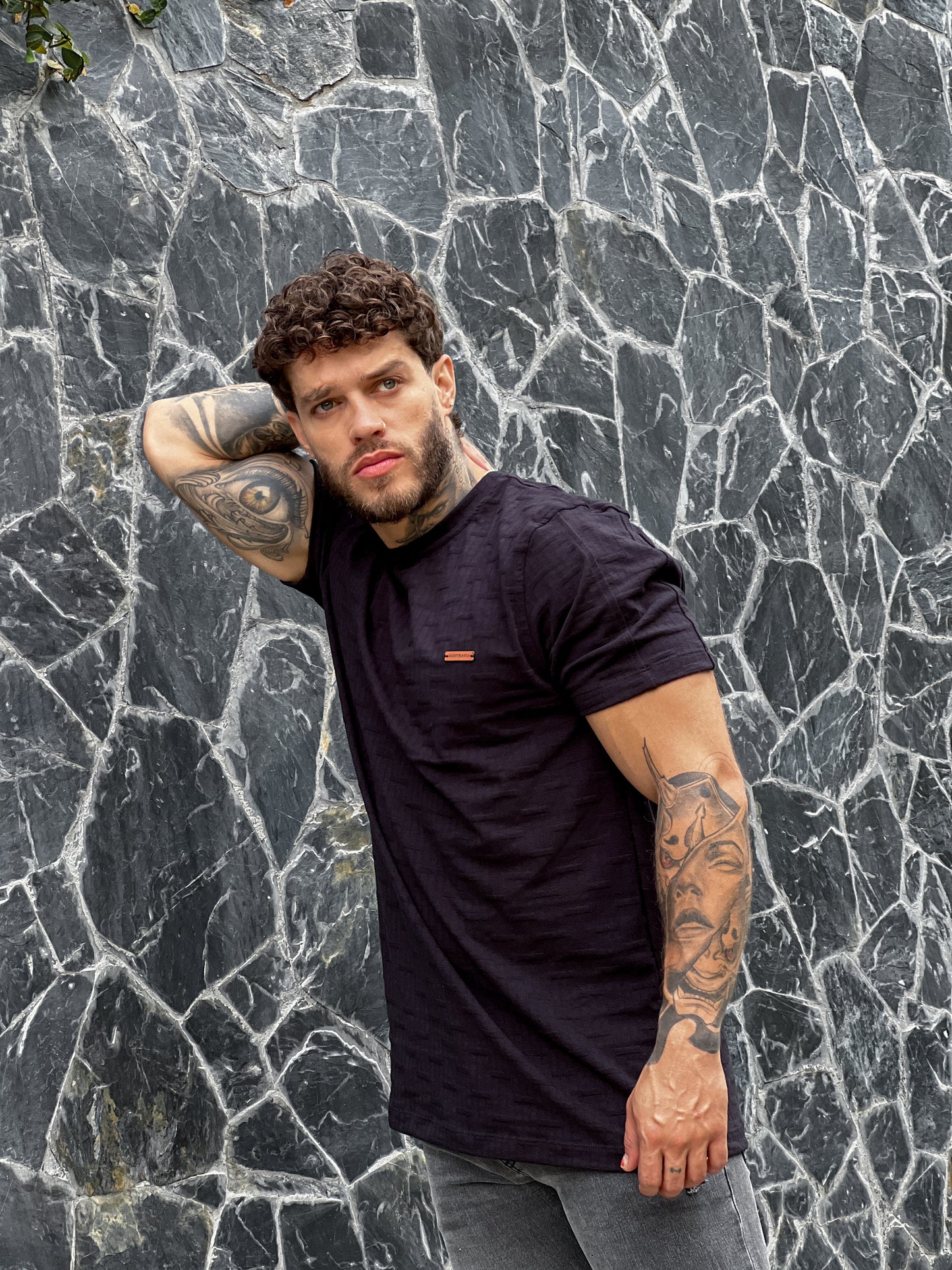 REF 103 304 CAMISETA TEXTURIZADA EN JACQUARD REGULAR FIT