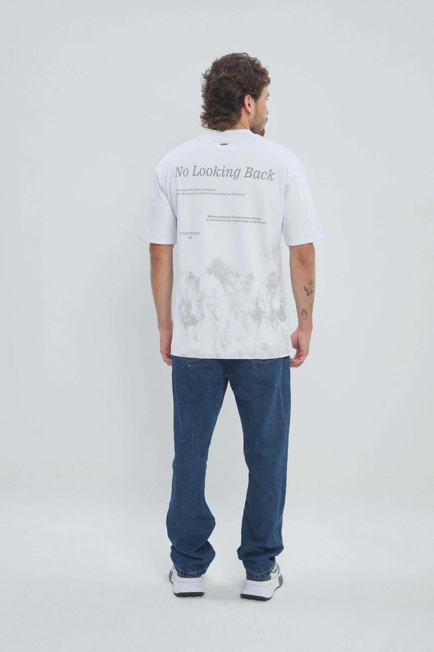 Camiseta Oversize Hombre Algodón Premium 360G con Estampado Serigrafía Caballería