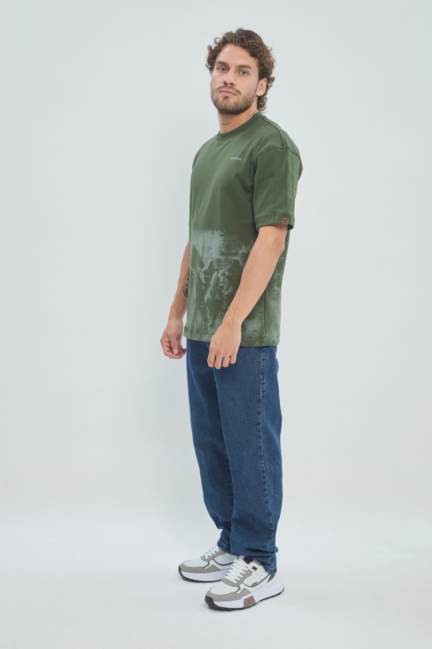 Camiseta Oversize Hombre Algodón Premium 360G con Estampado Serigrafía Caballería