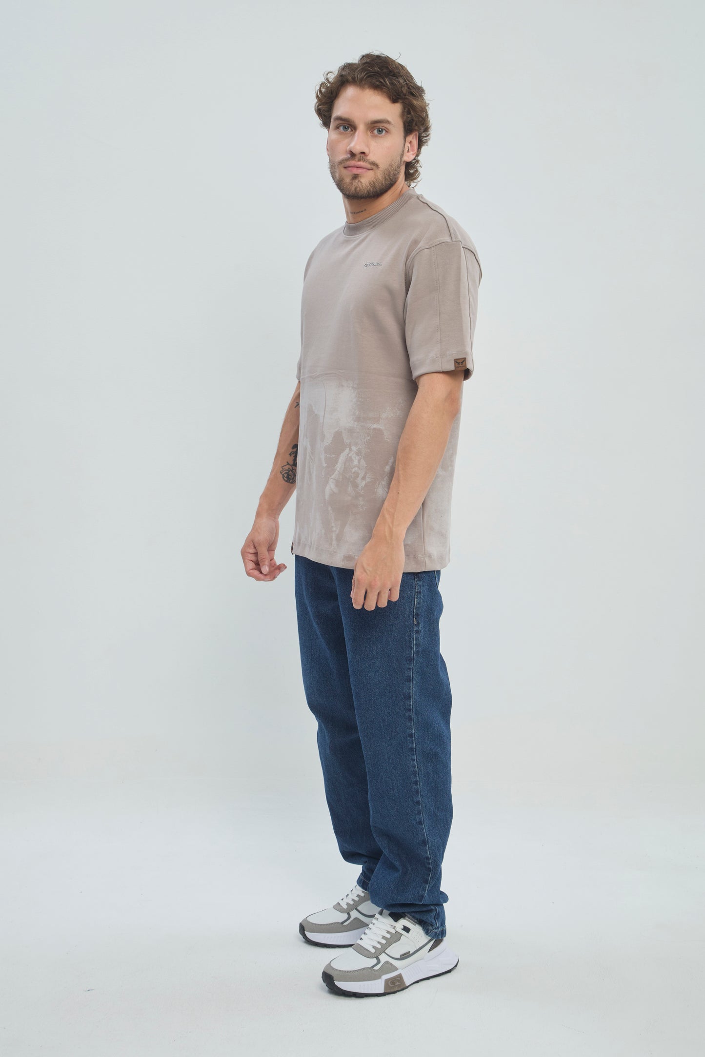 Camiseta Oversize Hombre Algodón Premium 360G con Estampado Serigrafía Caballería