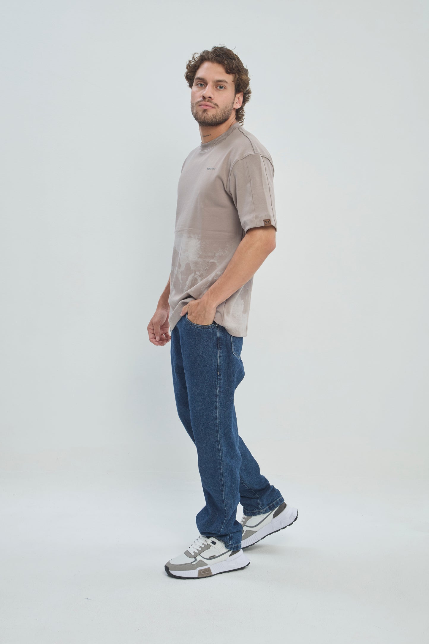 Camiseta Oversize Hombre Algodón Premium 360G con Estampado Serigrafía Caballería