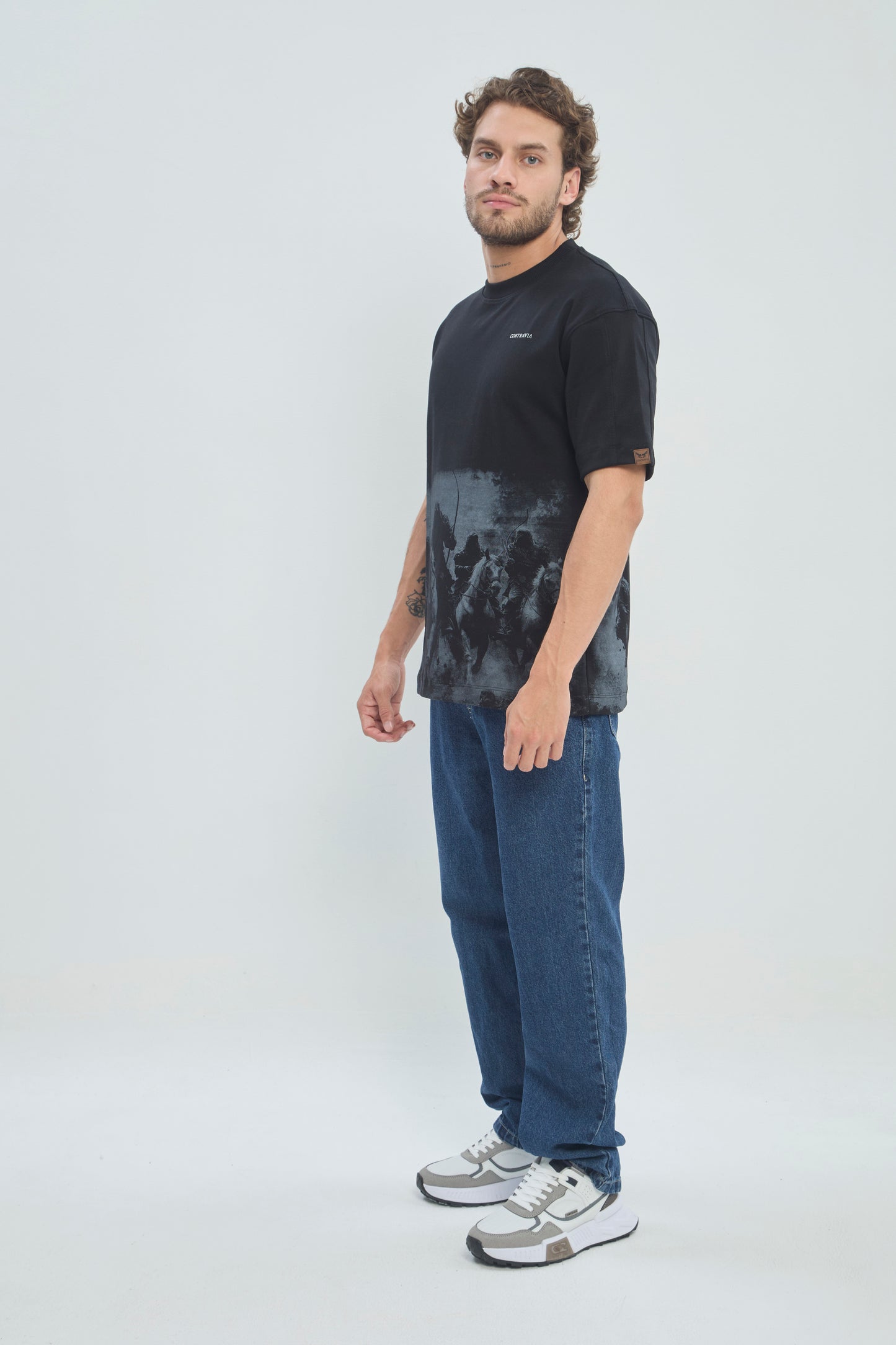 Camiseta Oversize Hombre Algodón Premium 360G con Estampado Serigrafía Caballería