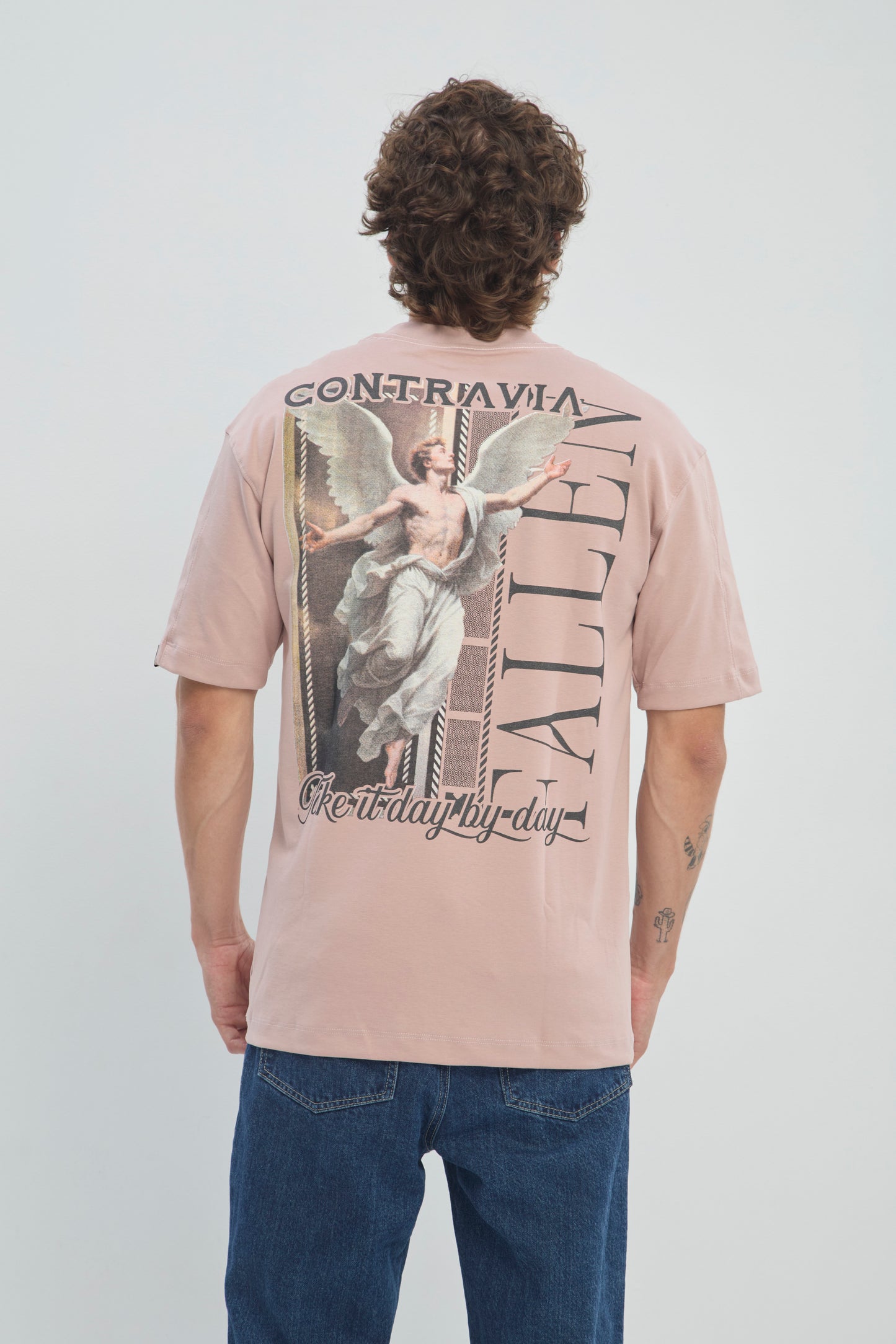 Camiseta Semi Oversize Hombre 250G Alto Gramaje Premium con Estampado Ángel