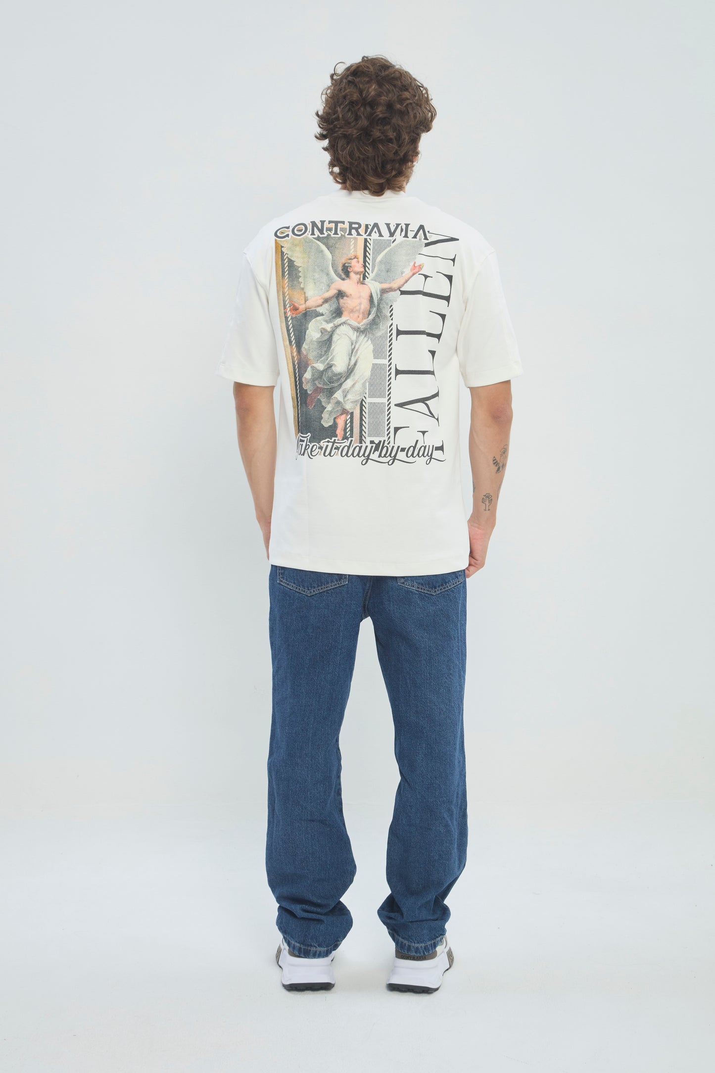 Camiseta Semi Oversize Hombre 250G Alto Gramaje Premium con Estampado Ángel