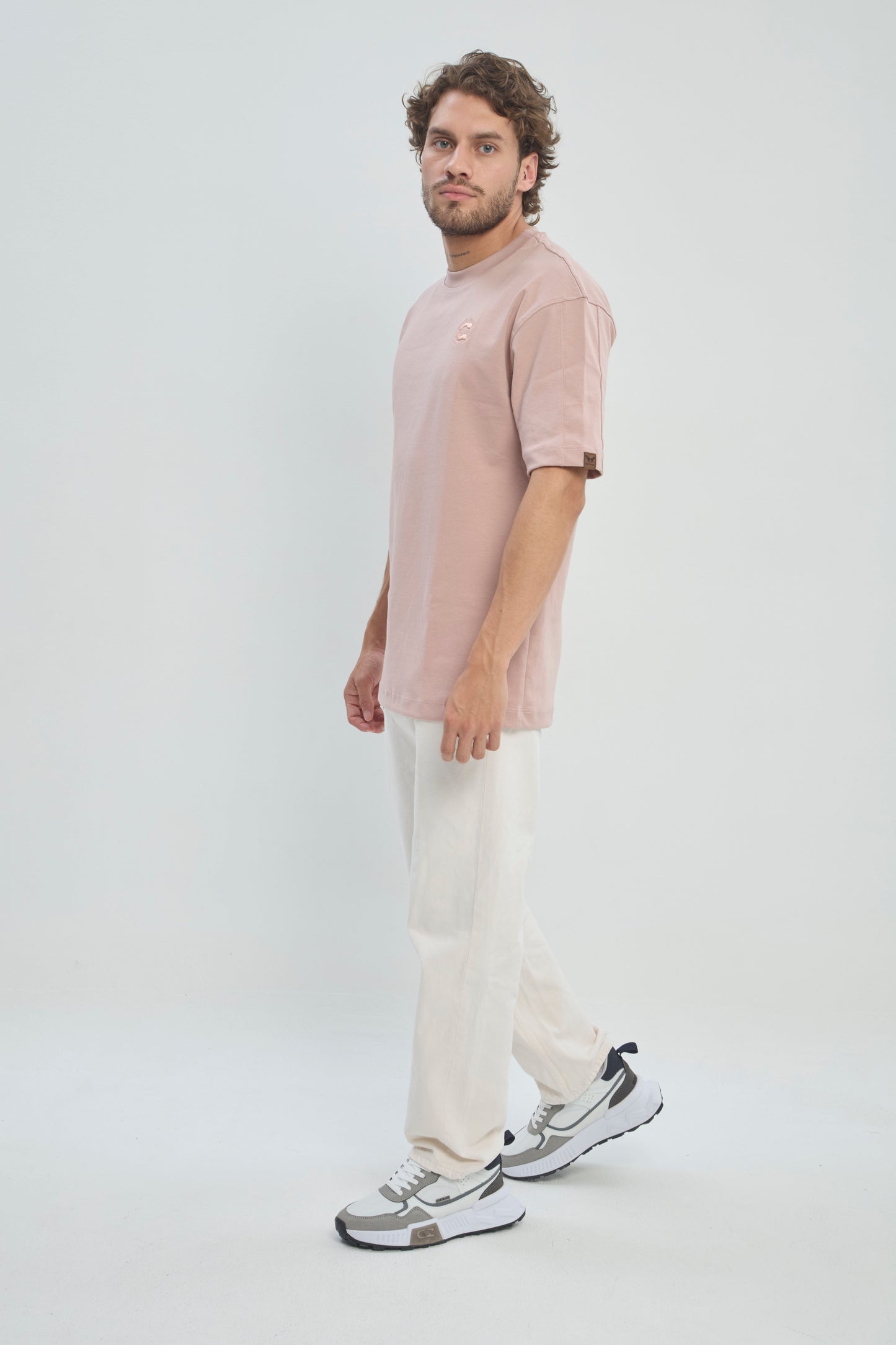 Camiseta Semi Oversize Hombre 250G Alto Gramaje con Bordado Tono a Tono Premium - REF: 970304