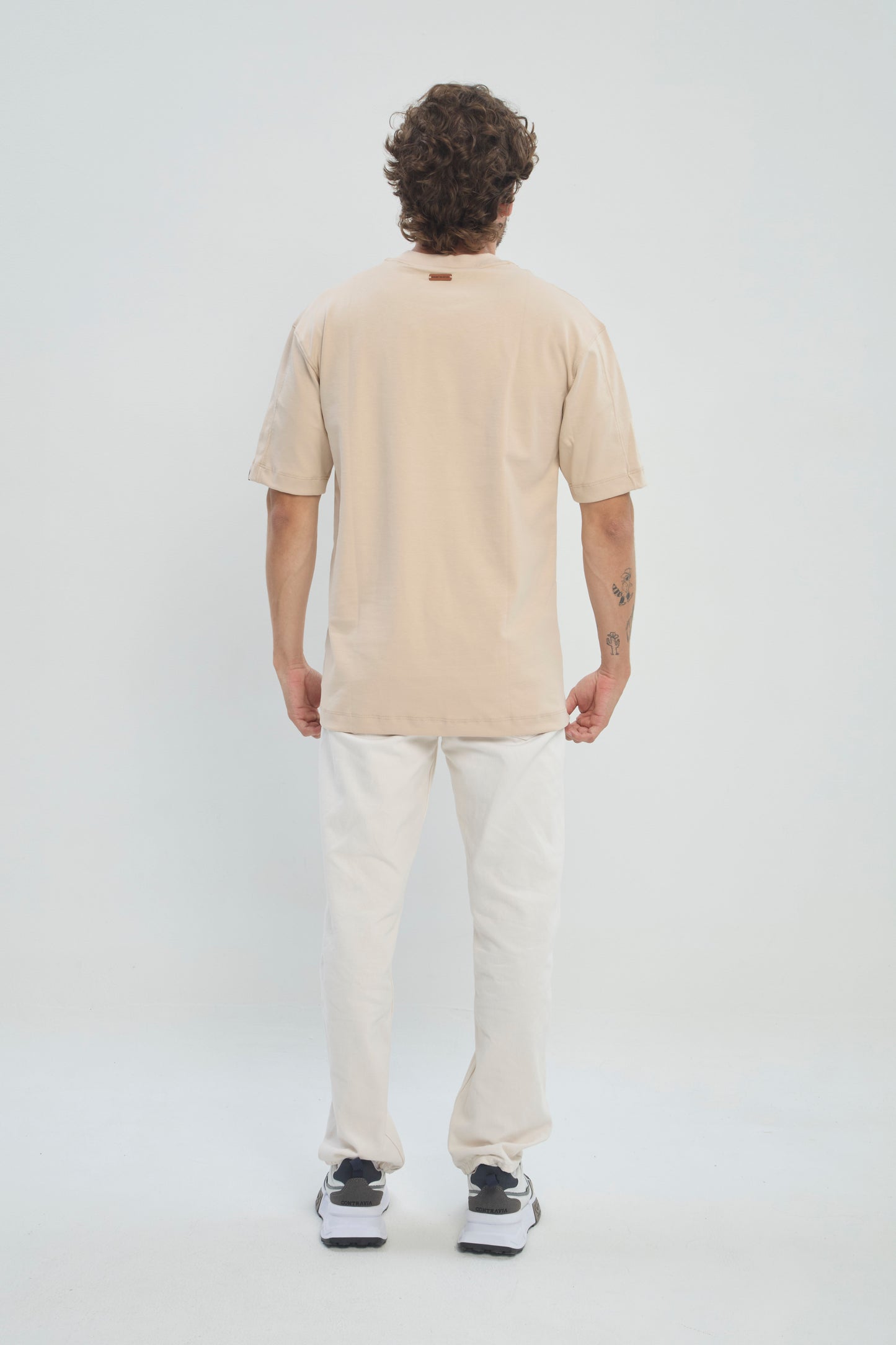 Camiseta Semi Oversize Hombre 250G Alto Gramaje con Bordado Tono a Tono Premium - REF: 970304