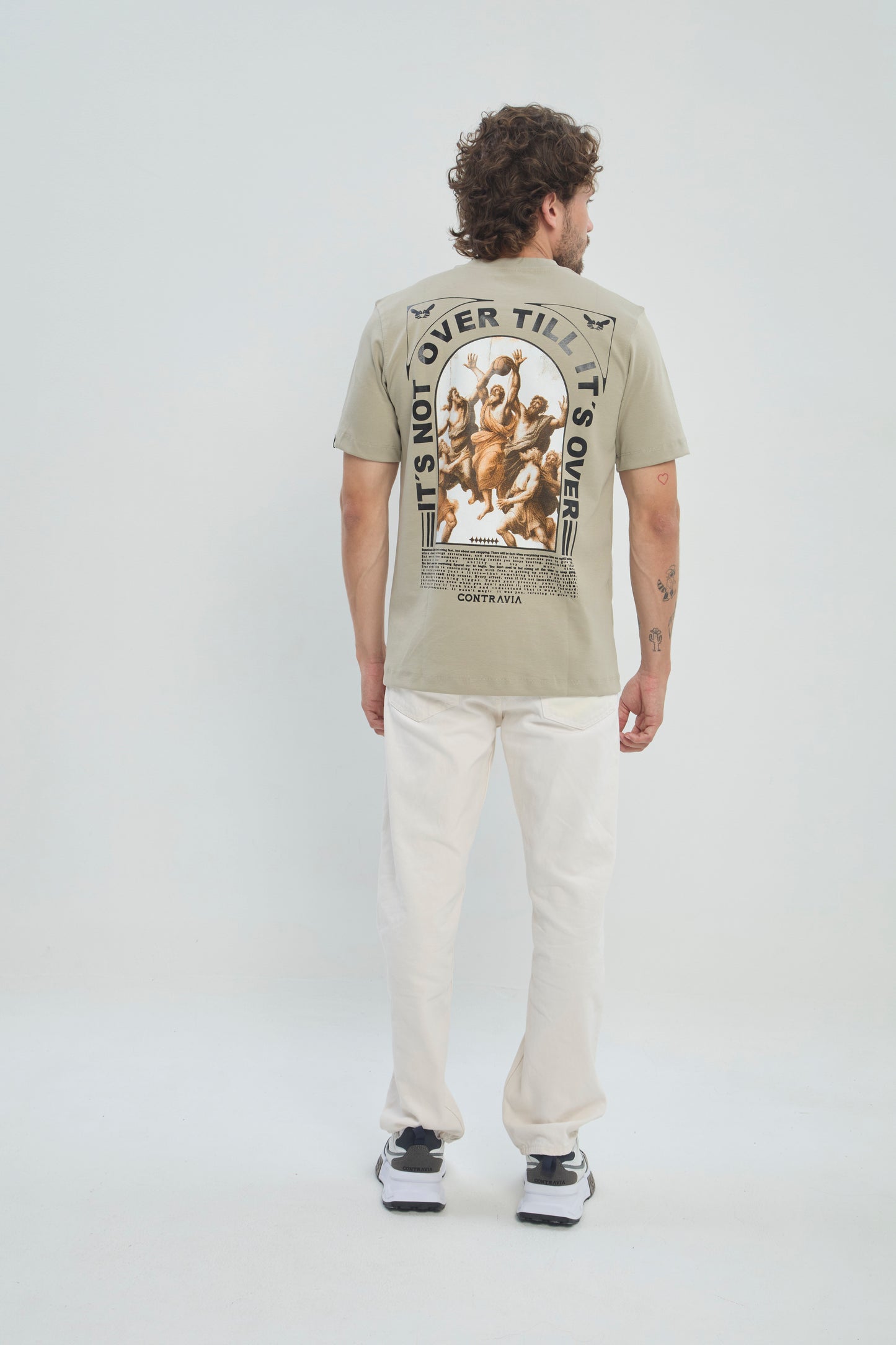 Camiseta Hombre Regular Fit 250G Alto Gramaje con Estampado Santos Basketball Premium