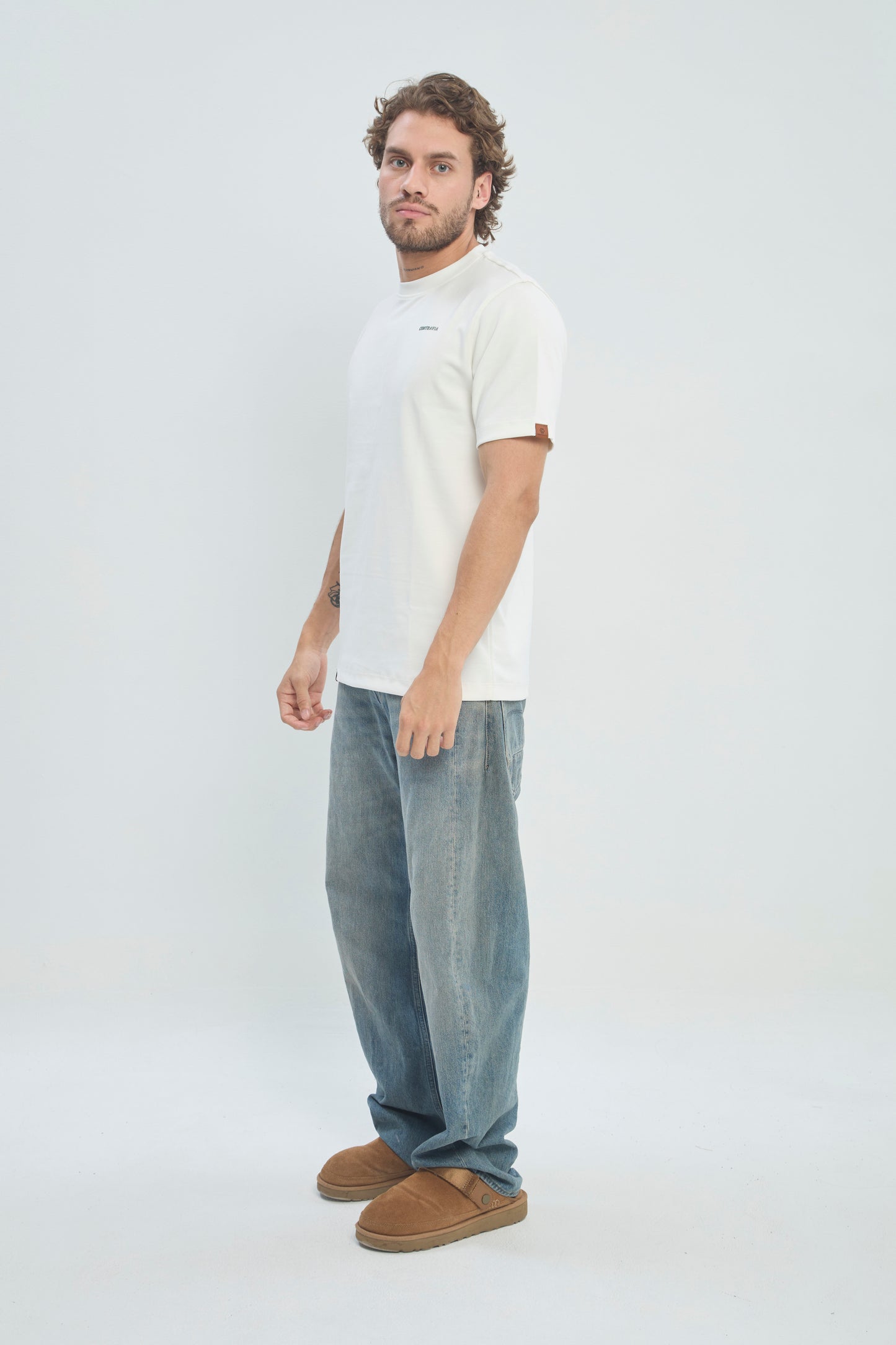 Camiseta Hombre Regular Fit 250G Alto Gramaje CLASICA Minimalista