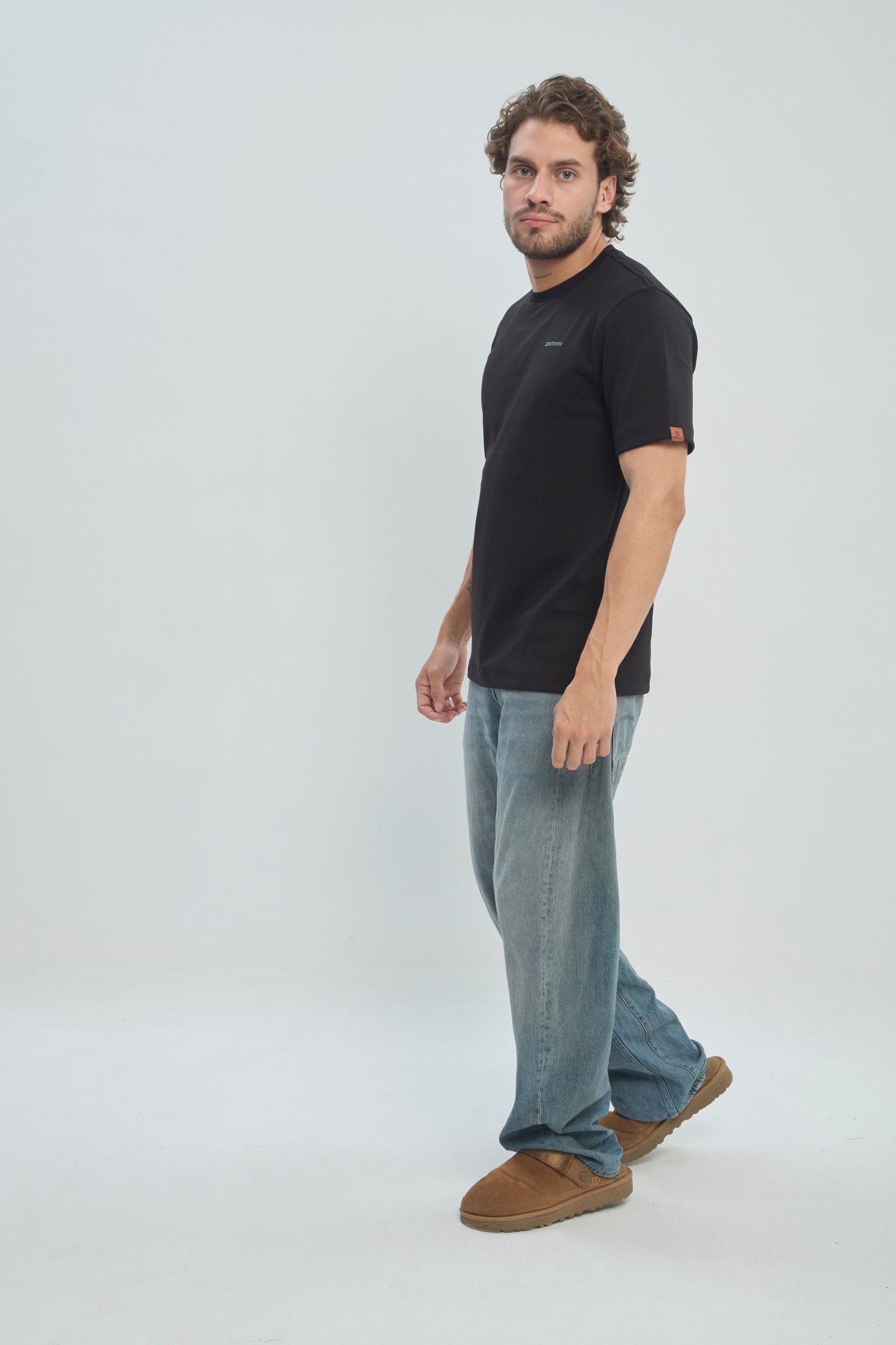 Camiseta Hombre Regular Fit 250G Alto Gramaje CLASICA Minimalista