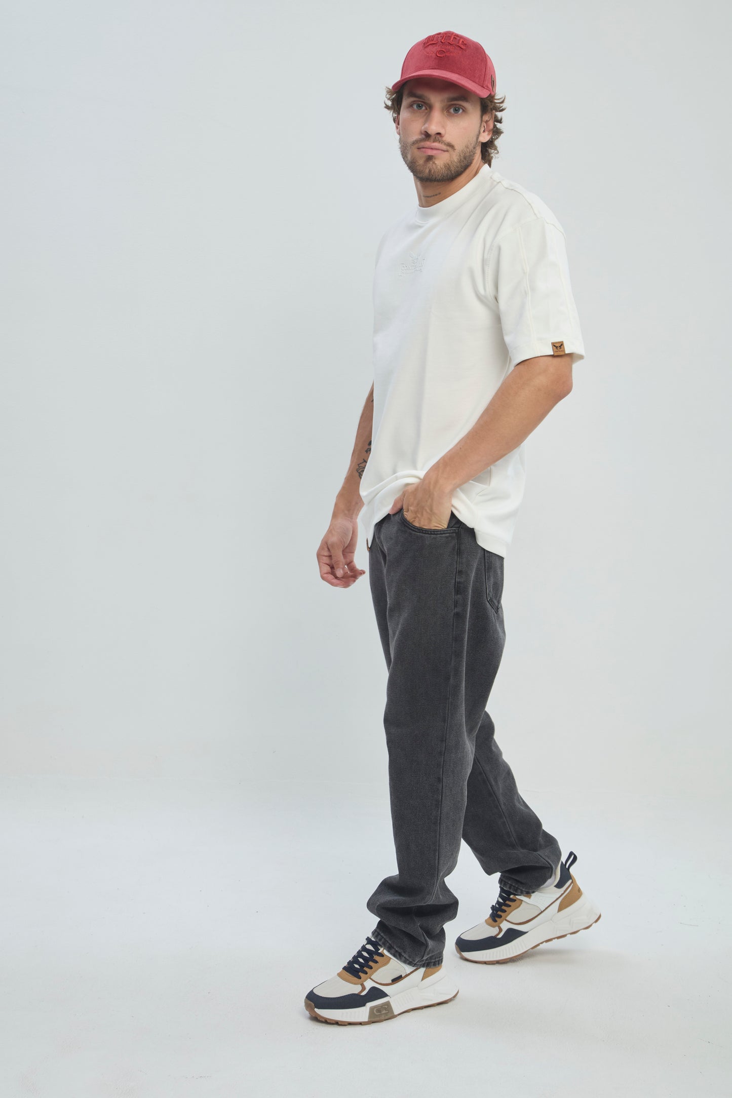 Camiseta Hombre Semi Oversize 250G Alto Gramaje con Estampado Ángel