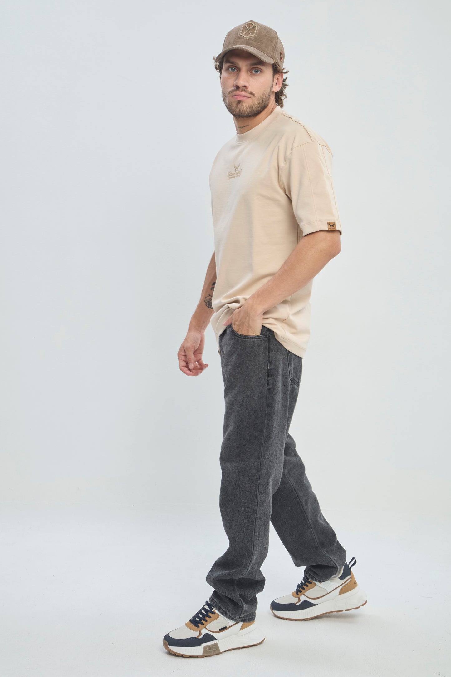 Camiseta Hombre Semi Oversize 250G Alto Gramaje con Estampado Ángel
