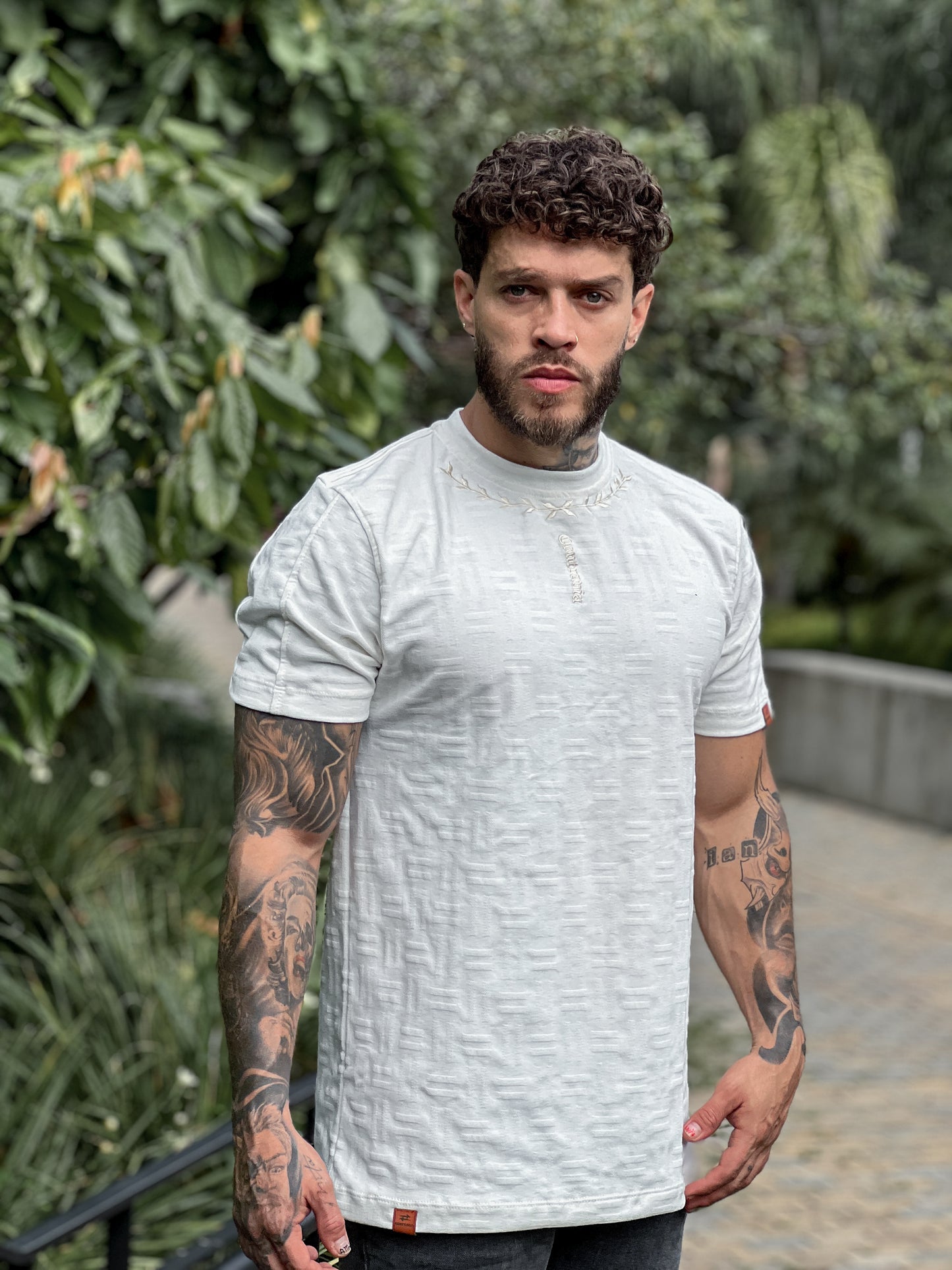 REF 103 308 CAMISETA TEXTURIZADA EN JACQUARD REGULAR FIT