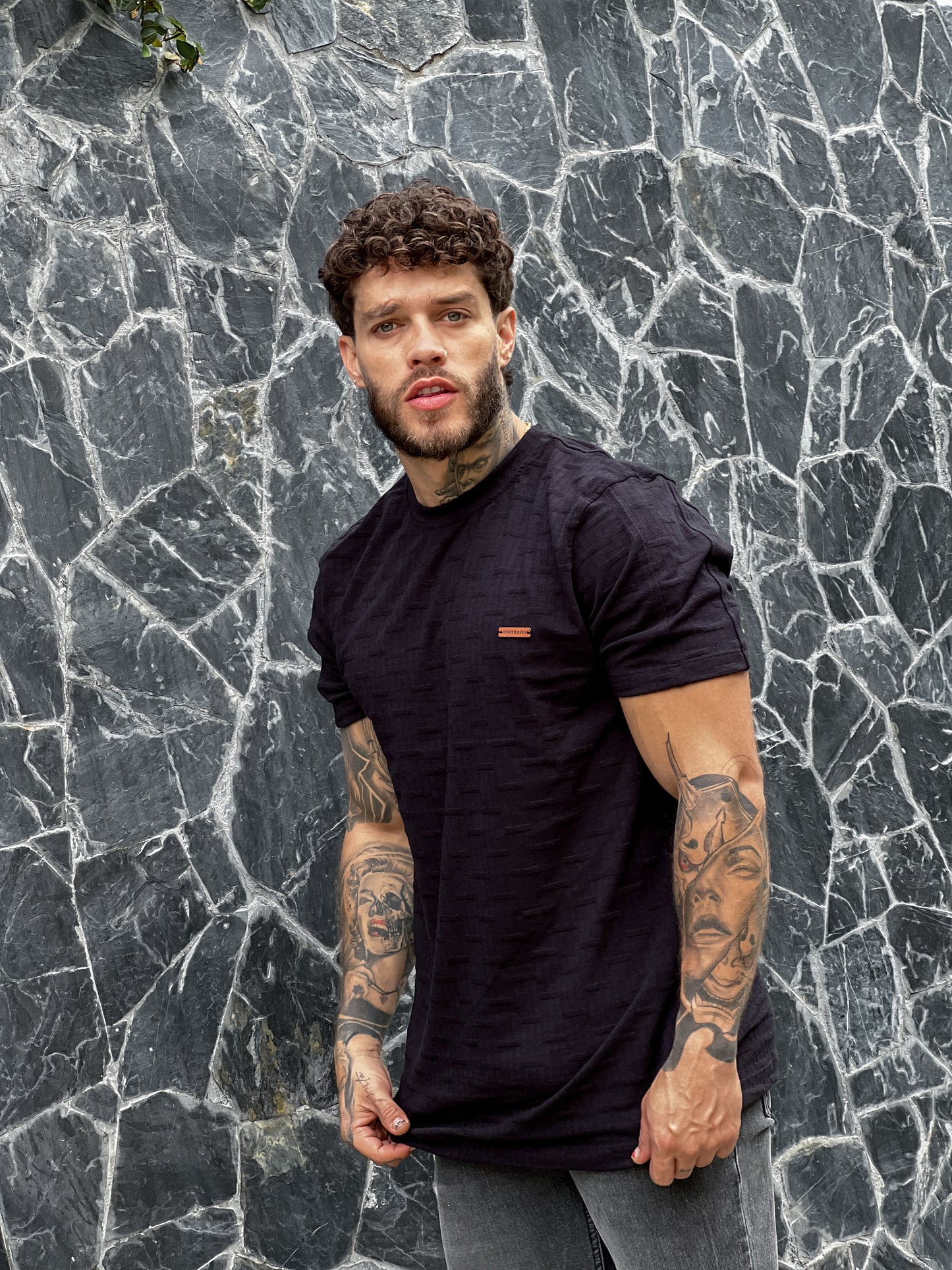 REF 103 304 CAMISETA TEXTURIZADA EN JACQUARD REGULAR FIT